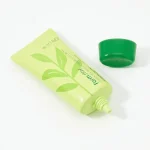 خرید کرم ضد آفتاب و مرطوب کننده چای سبز فارم استی Farm Stay