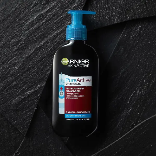 خرید ژل شستشوی زغالی گارنیر مدل Carbone پاکسازی عمیق و ضد جوش روزانه