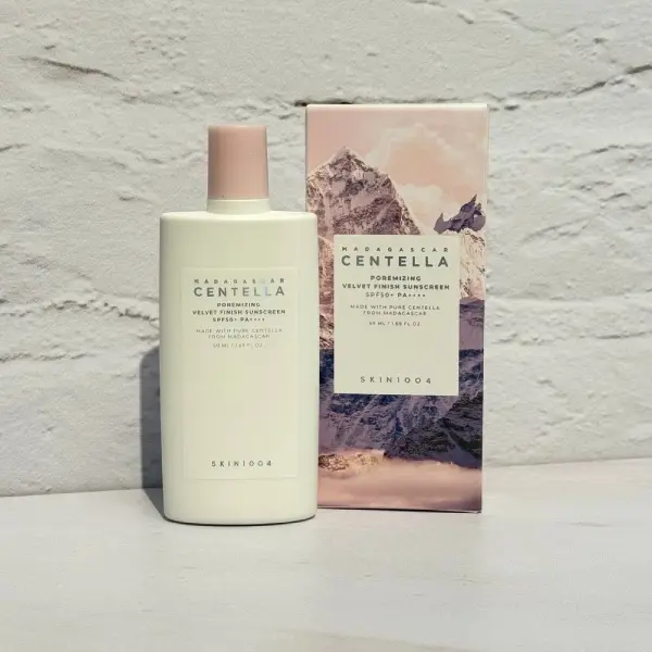 قیمت ضدآفتاب مات‌کننده و جمع کننده منافذ سنتلا ماداگاسکار اسکین 1004