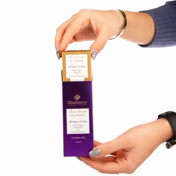 خرید سرم صورت ضد چروک حاوی ذرات طلای 24 عیار بلک بری Blackberry